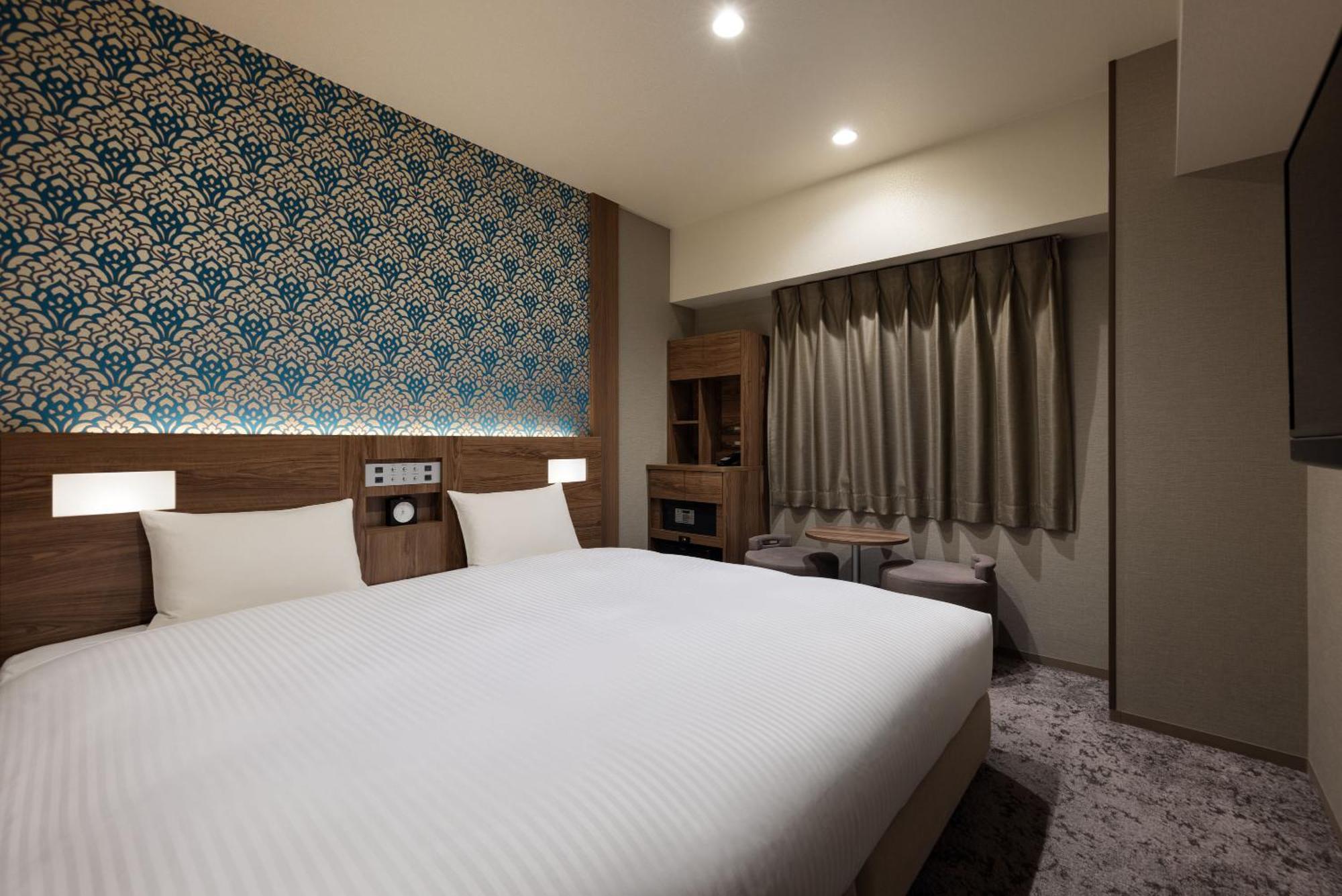 The B Namba-Kuromon Hotel Osaka Exterior photo