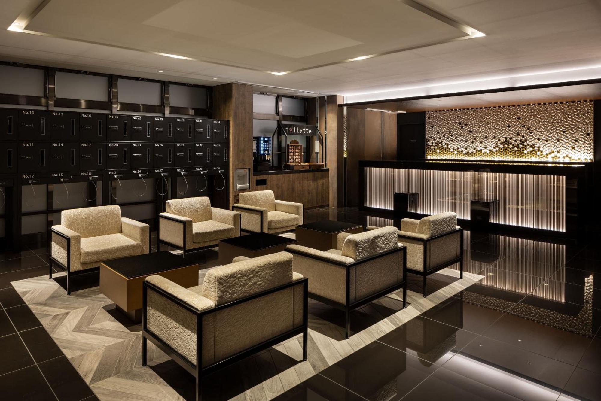 The B Namba-Kuromon Hotel Osaka Exterior photo